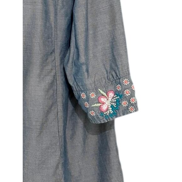 Parsley & Sage XL Chambray V-Neck Tunic Top Floral Heavy Embroidery Boho Chic - Picture 5 of 6